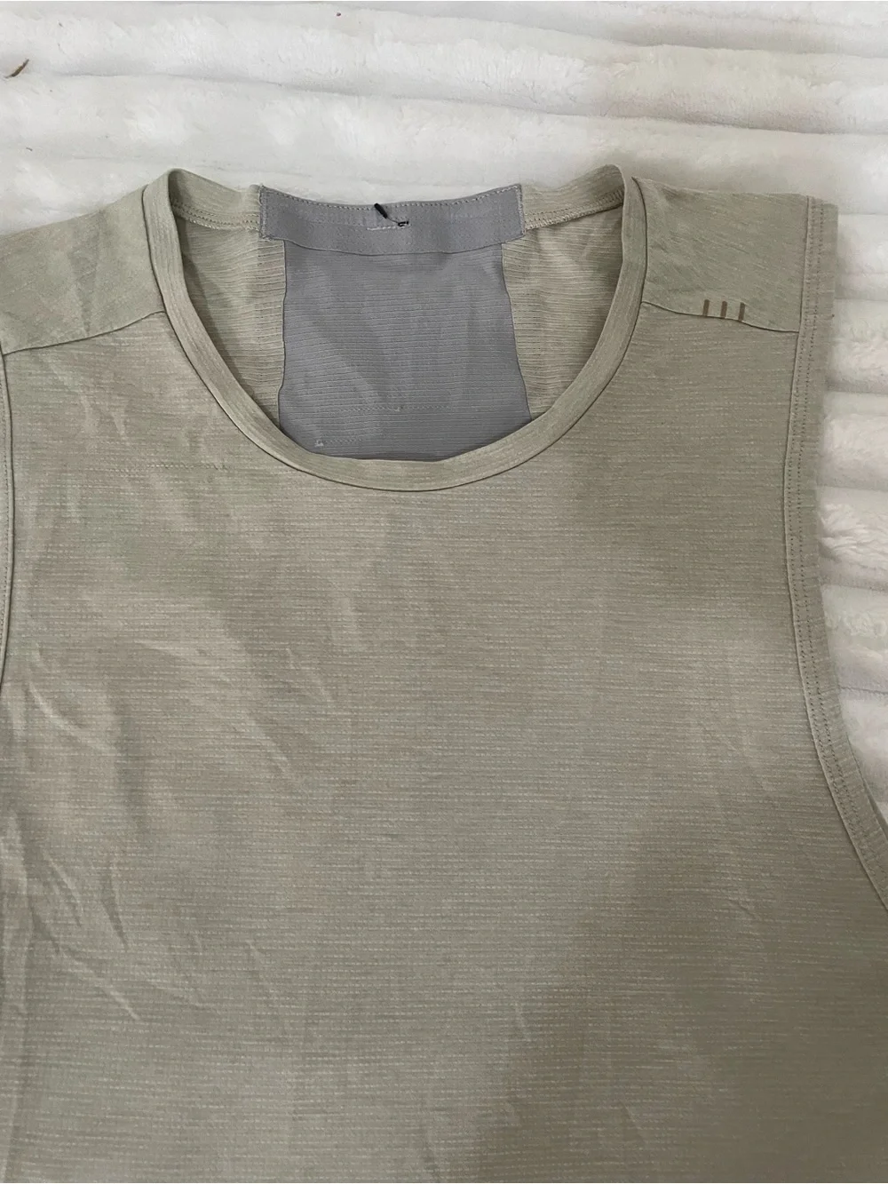 Lululemon Men's Performance Tank Top in Light Beige and Gray